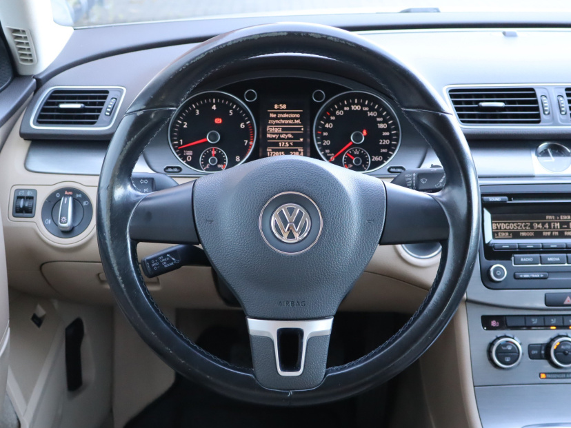 Volkswagen Passat, 2014
