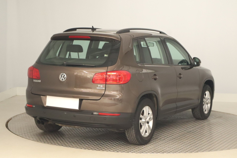 Volkswagen Tiguan, 2014