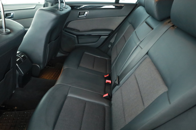 Mercedes-Benz E, 2010
