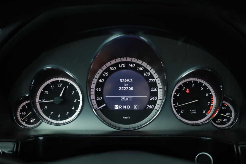 Mercedes-Benz E, 2010