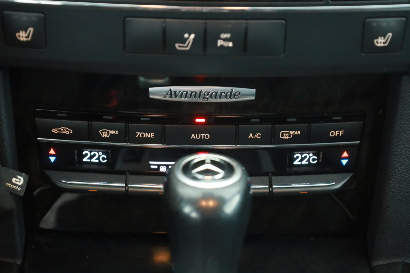 Mercedes-Benz E, 2010
