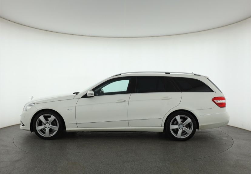 Mercedes-Benz E, 2010
