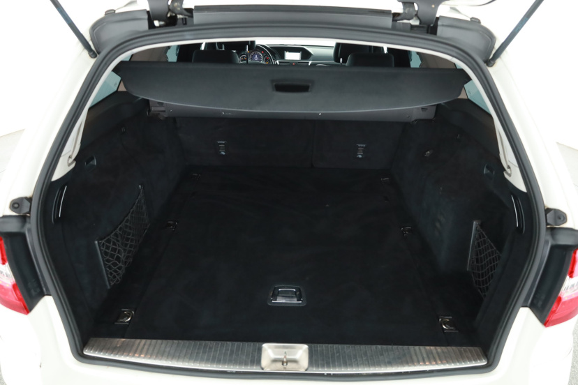 Mercedes-Benz E, 2010