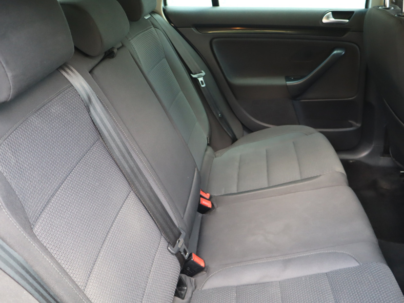 Volkswagen Golf, 2011
