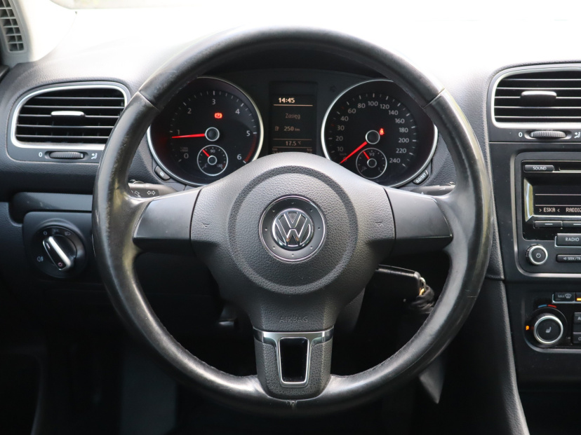 Volkswagen Golf, 2011