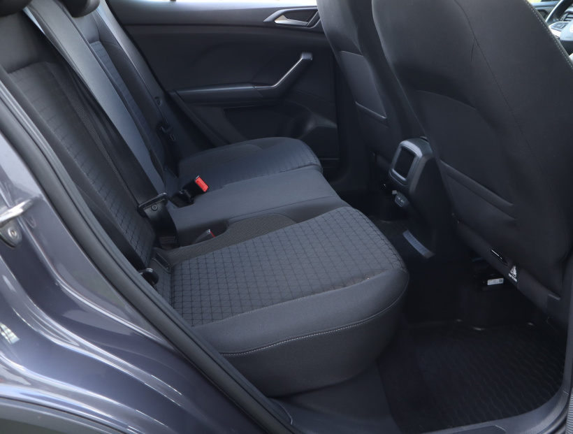 Volkswagen T-Cross, 2021
