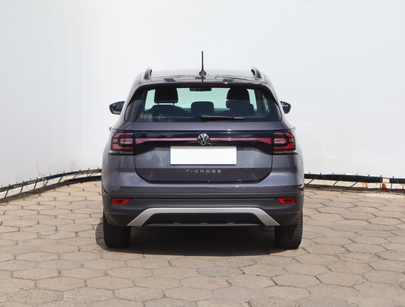 Volkswagen T-Cross, 2021