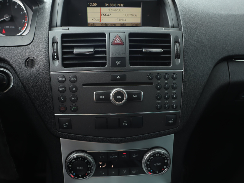 Mercedes-Benz C, 2009