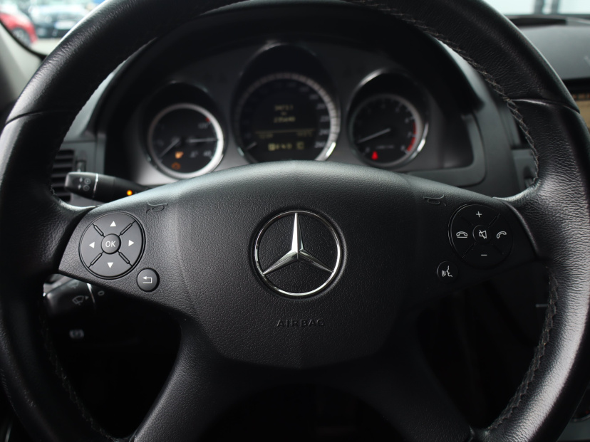 Mercedes-Benz C, 2009