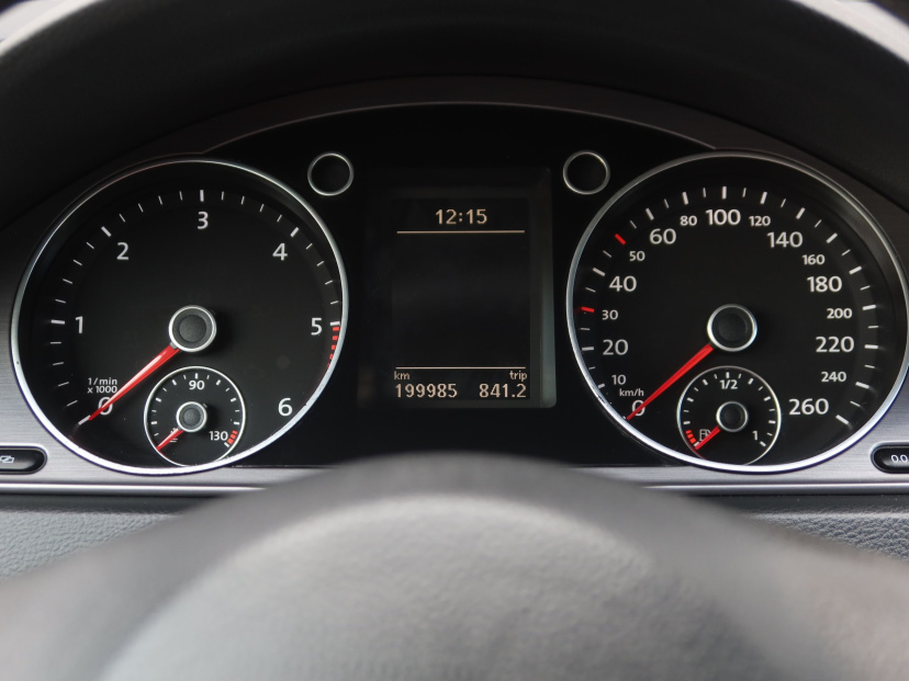 Volkswagen Passat, 2011