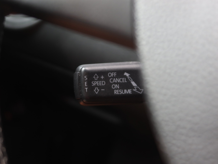 Volkswagen Passat, 2011