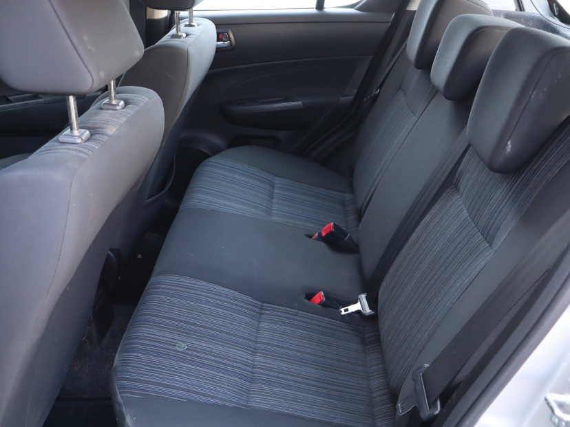 Suzuki Swift, 2015
