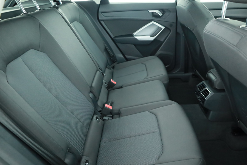 Audi Q3, 2021
