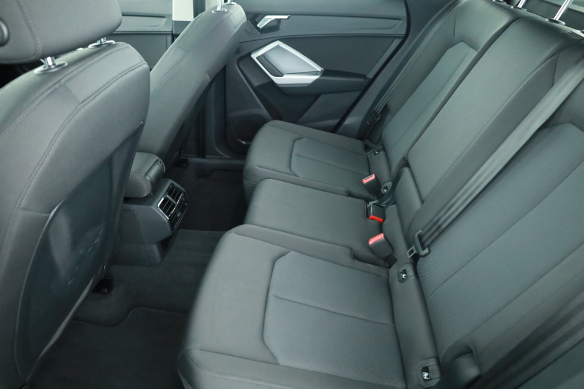 Audi Q3, 2021