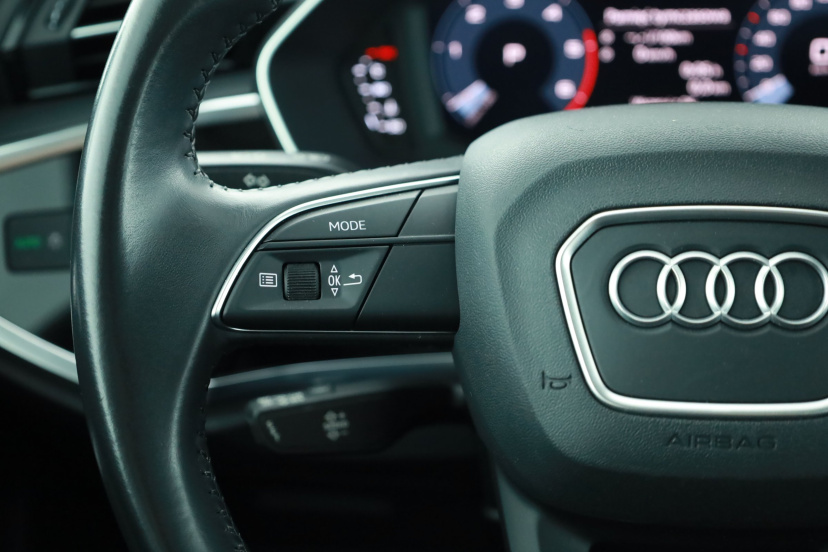 Audi Q3, 2021