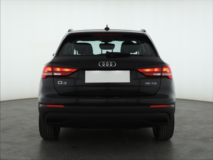 Audi Q3, 2021