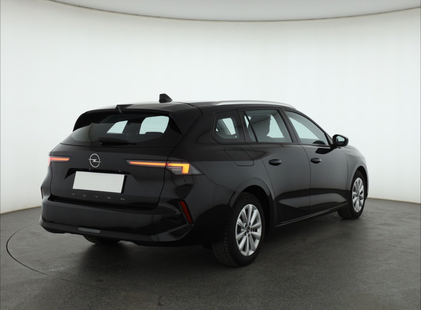 Opel Astra, 2023