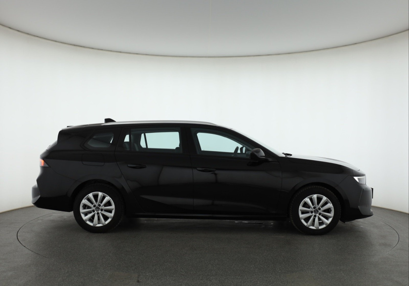 Opel Astra, 2023