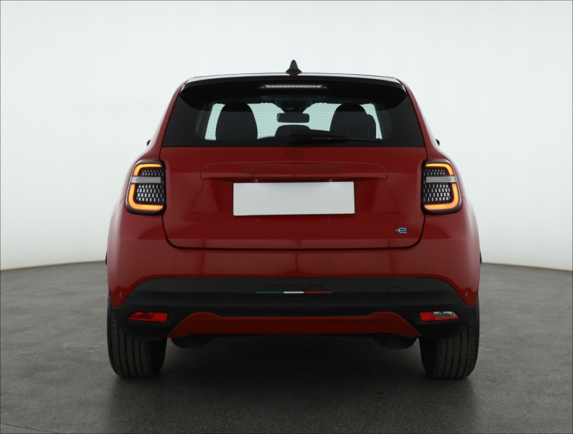 Fiat 600e, 2023