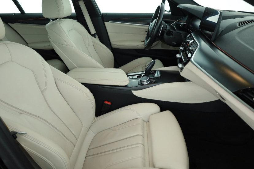 BMW 5, 2022