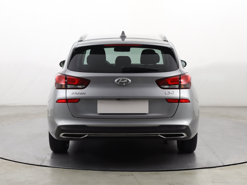 Hyundai i30, 2023