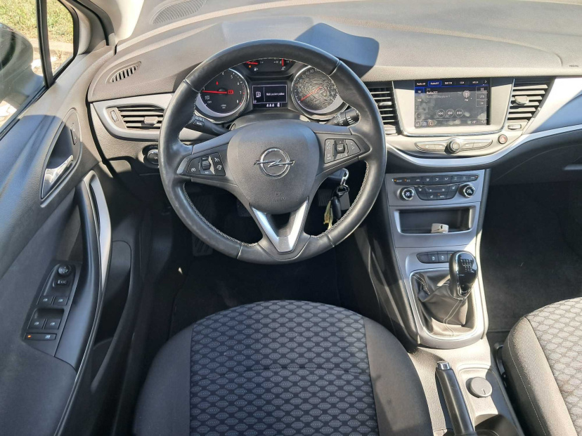 Opel Astra, 2021