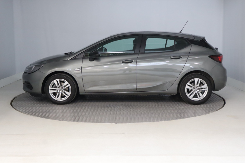 Opel Astra, 2021