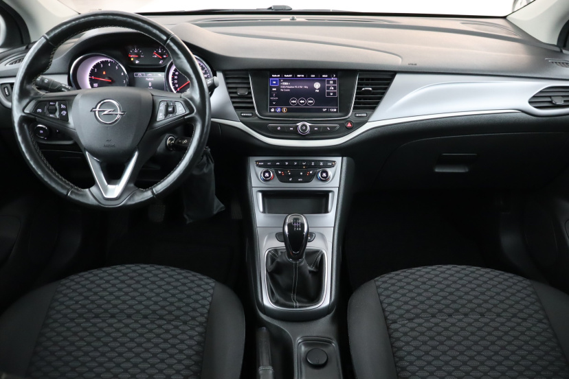 Opel Astra, 2021