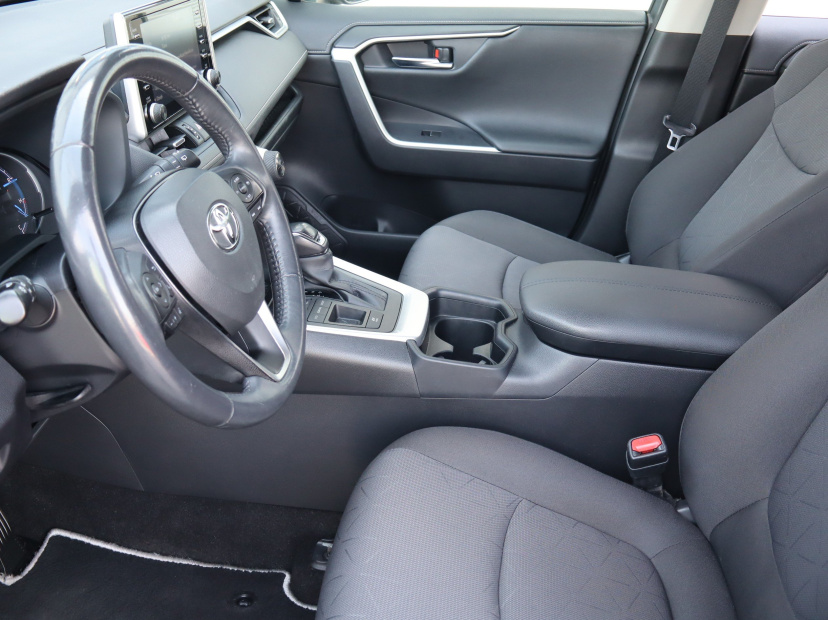 Toyota RAV 4, 2021