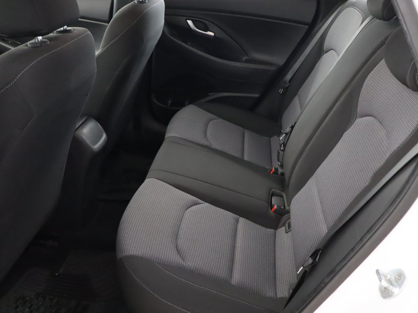 Hyundai i30, 2022