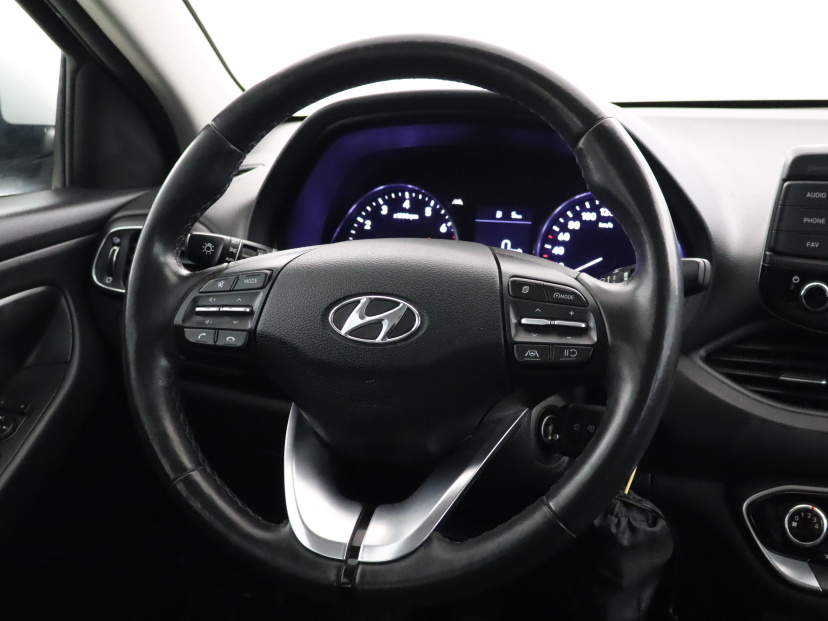 Hyundai i30, 2022