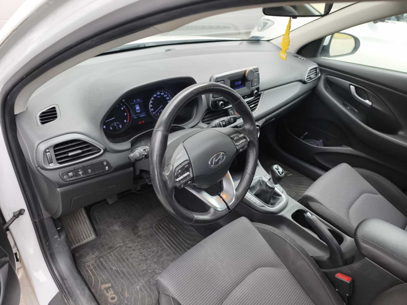 Hyundai i30, 2022