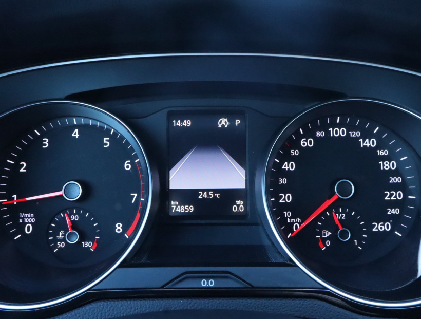 Volkswagen Passat, 2022