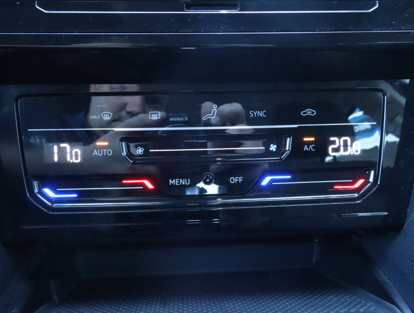 Volkswagen Passat, 2022
