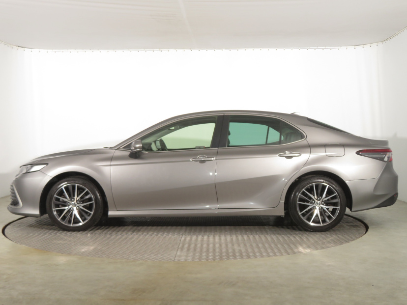 Toyota Camry, 2021