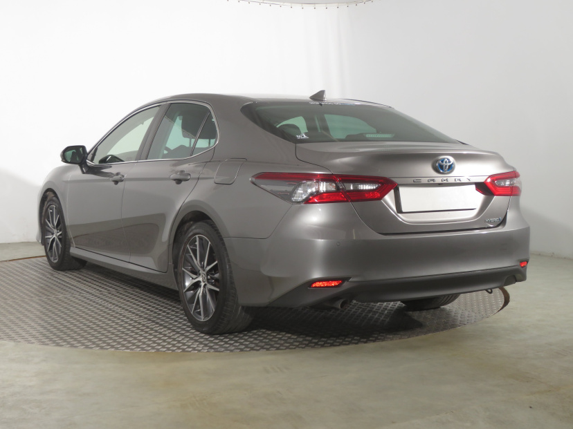Toyota Camry, 2021