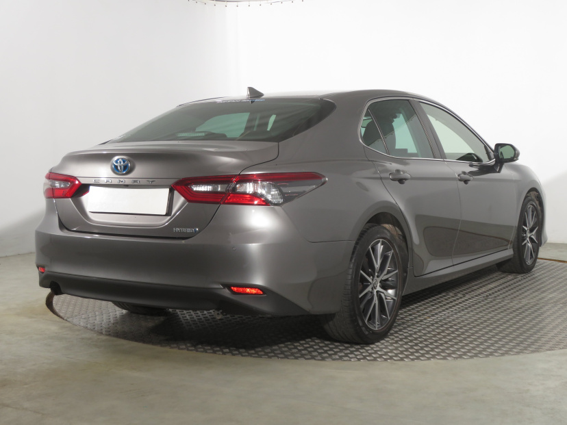 Toyota Camry, 2021