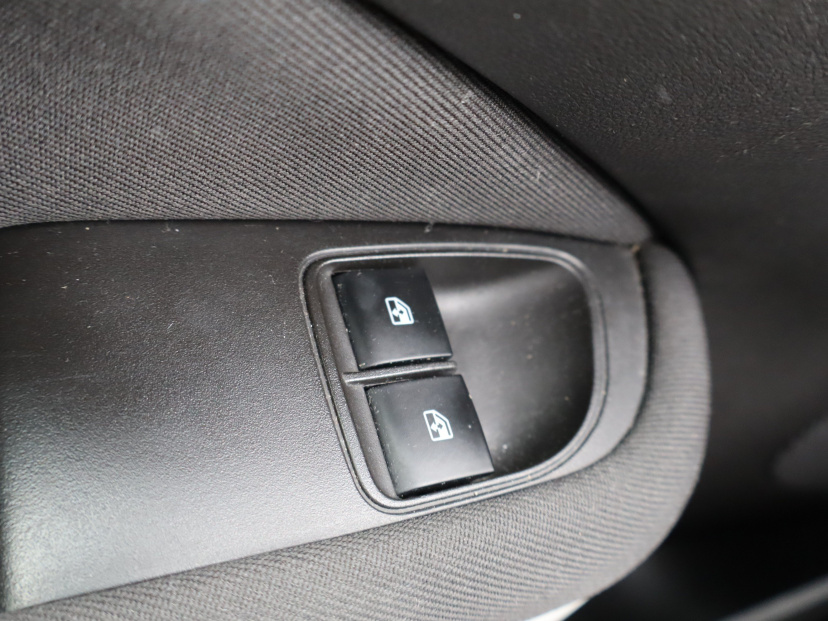 Opel Adam, 2014