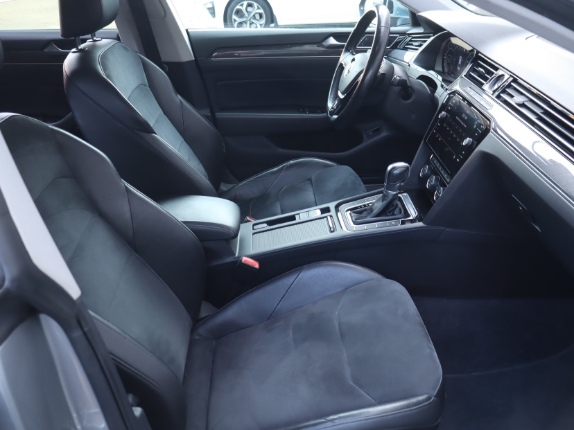 Volkswagen Arteon, 2017