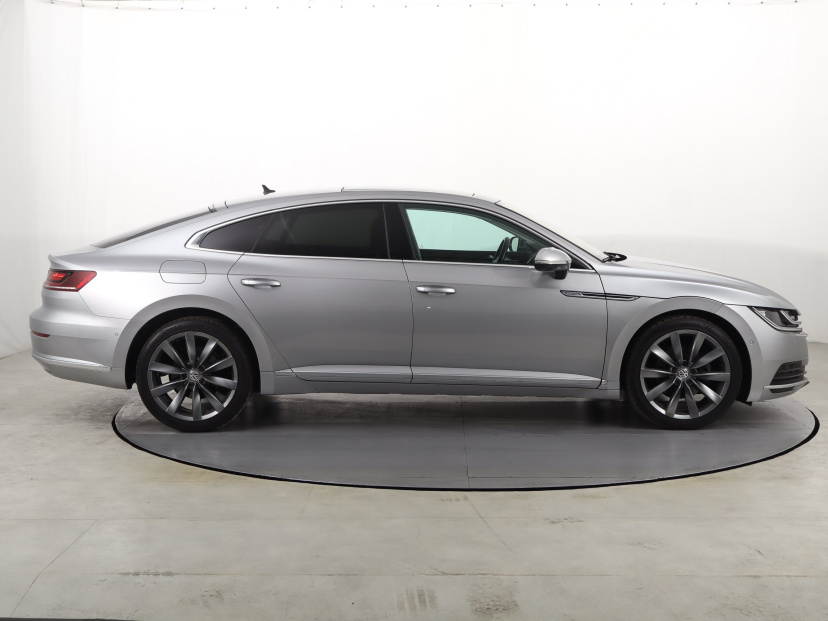 Volkswagen Arteon, 2017