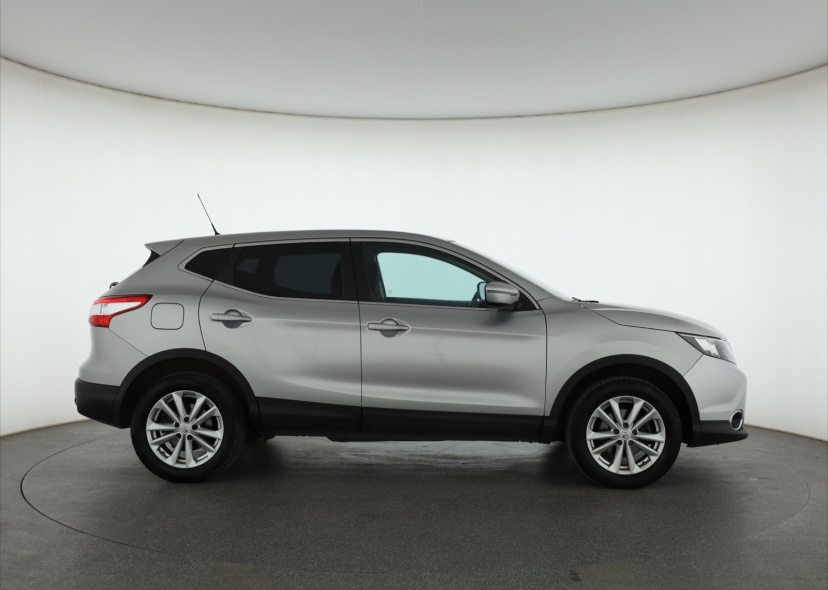 Nissan Qashqai, 2016
