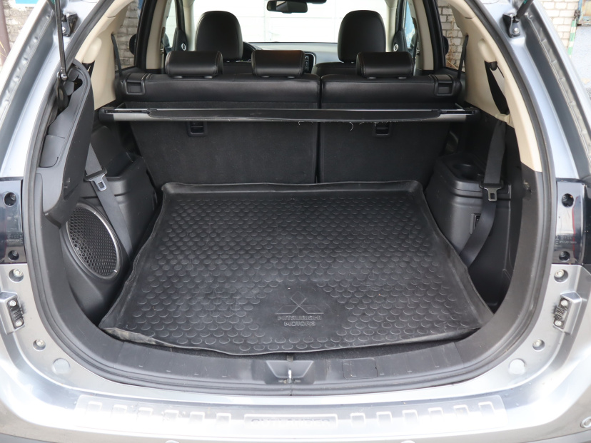 Mitsubishi Outlander, 2017