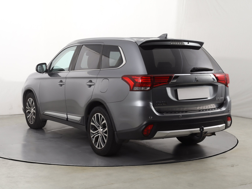 Mitsubishi Outlander, 2017