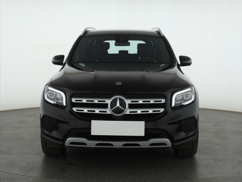 Mercedes-Benz GLB, 2021