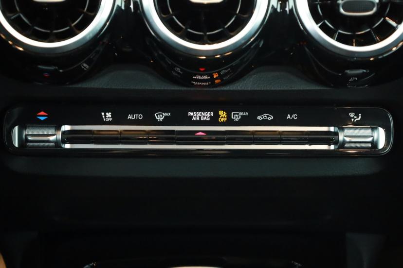 Mercedes-Benz GLB, 2021