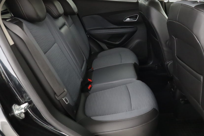 Opel Mokka, 2015