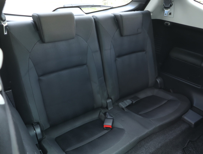 Nissan Qashqai+2, 2012