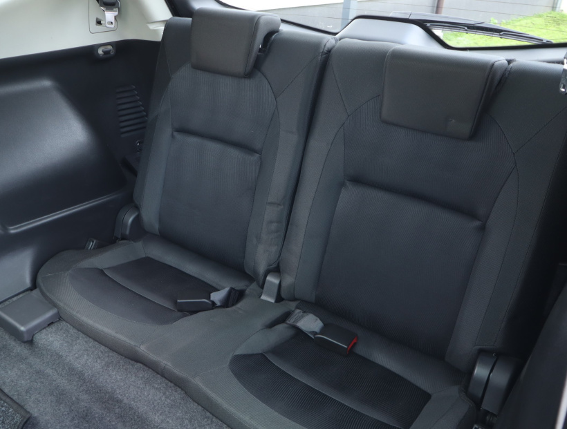 Nissan Qashqai+2, 2012