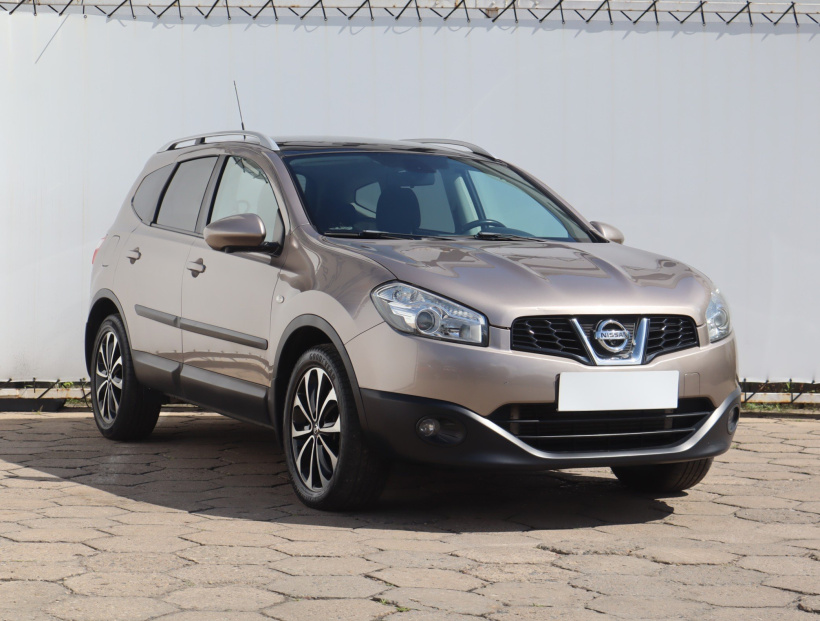 Nissan Qashqai+2, 2012