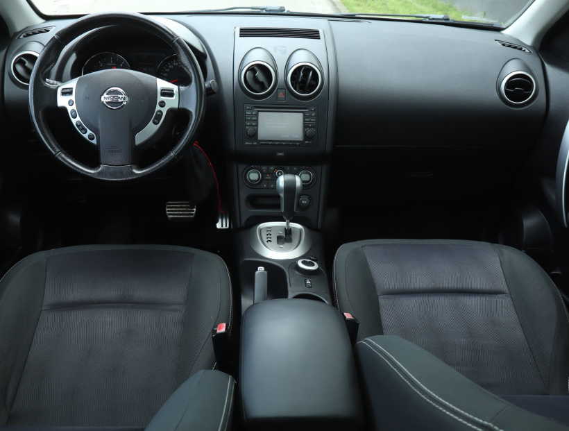 Nissan Qashqai+2, 2012
